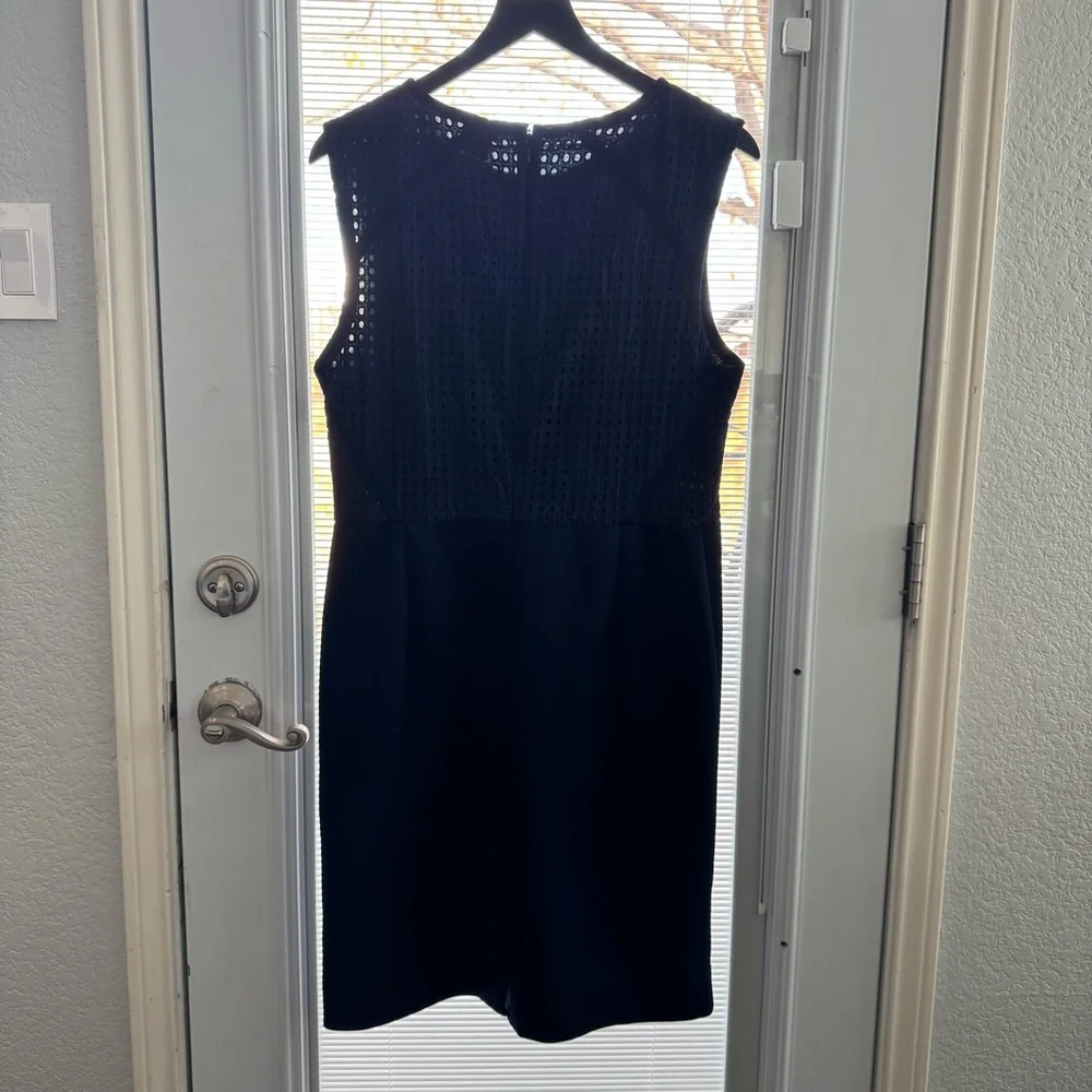 EUC‎ J. Crew Navy Double Faced Pique Eyelet Sleeveless Dress